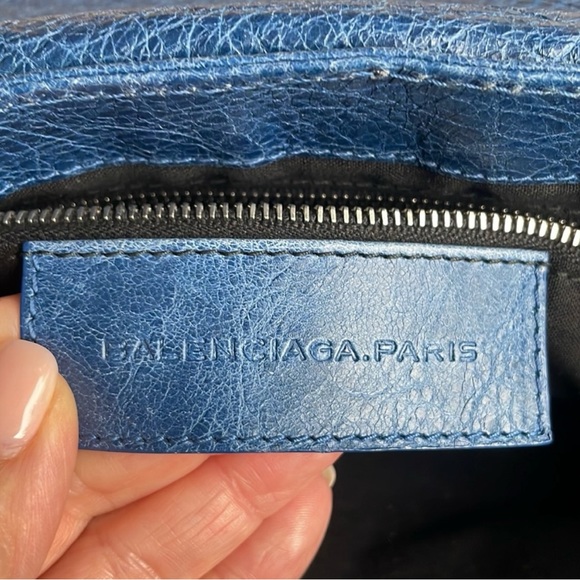 Balenciaga Neo folk Shoulder bag - Picture 8 of 14